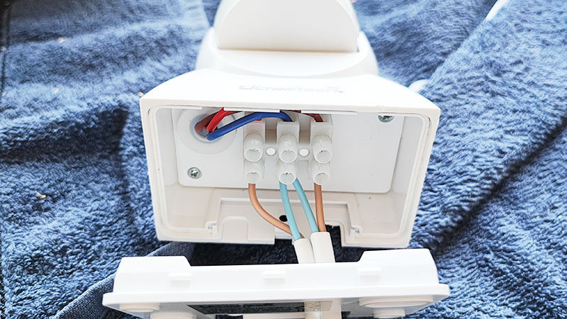 Ultratech UT-MS109WH mozgásérzékelő bekötése