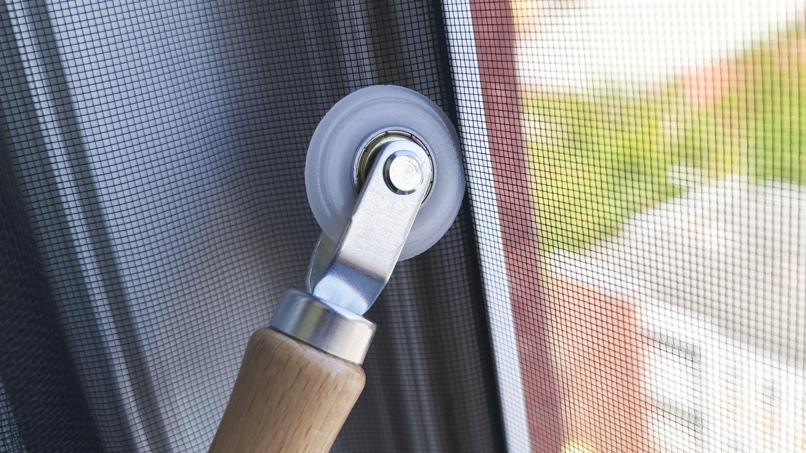 Gumigéder behúzó serszám