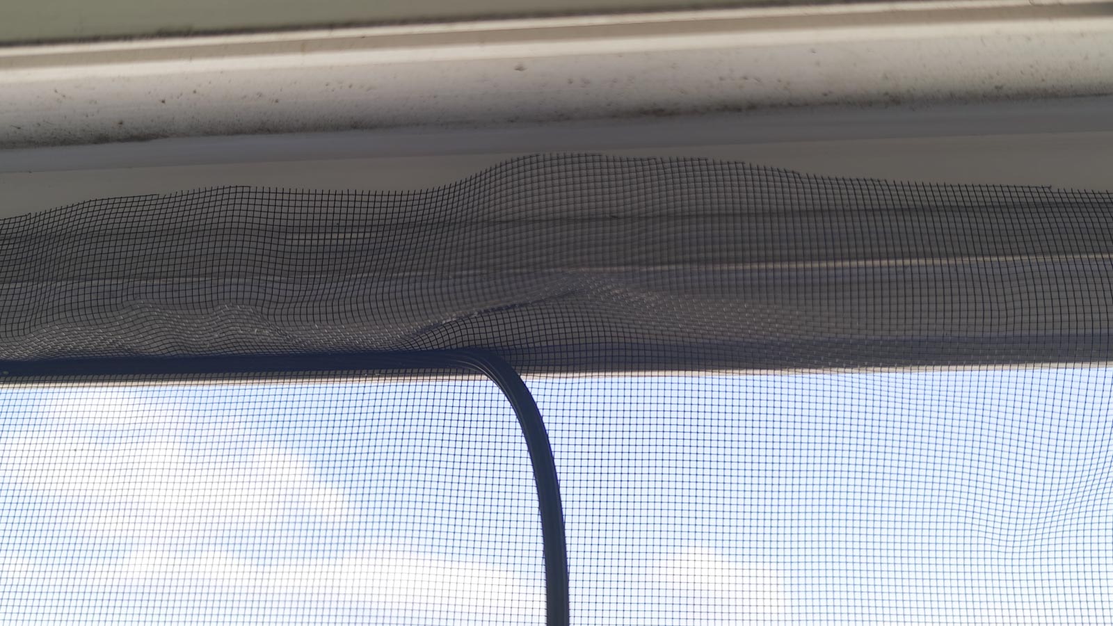 Szúnyogháló csere