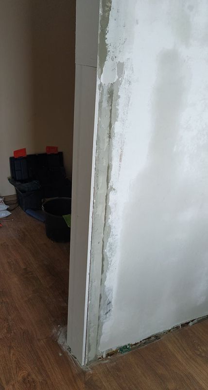 Ytong válaszfal és panel betonfal találkozása